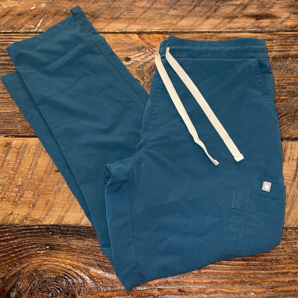 Caribbean Blue Yola Skinny Scrubs - Figs